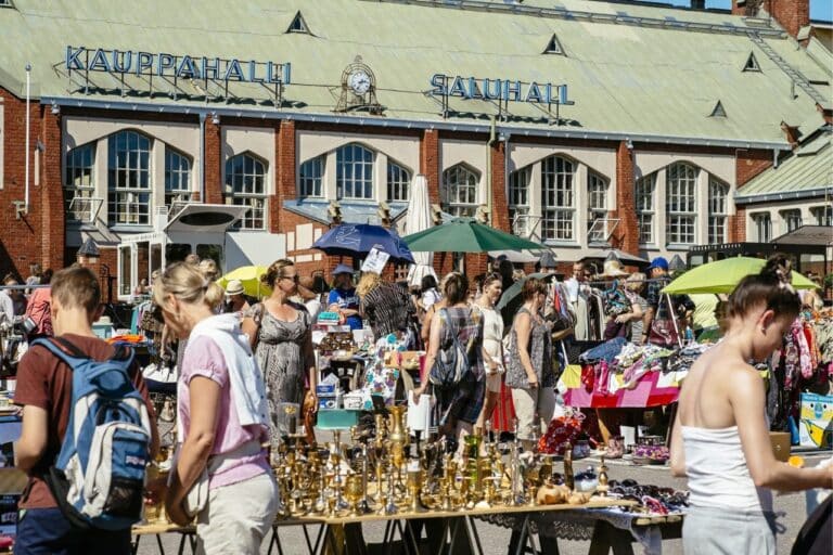 Hietsun kesäkirppis